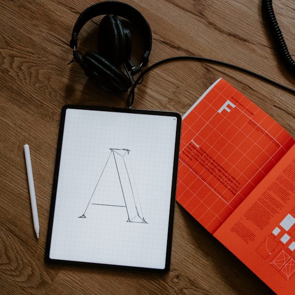 Держатель для телефона на торпеду магнитный